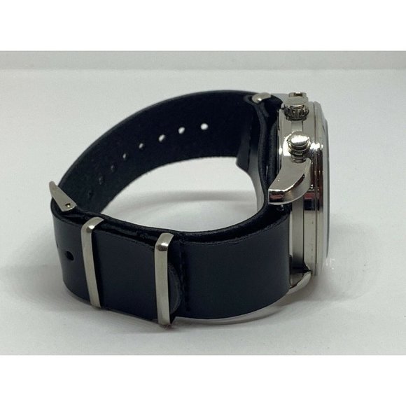 Michael Kors MK8290 Men\'s Black Leather Analog Sil